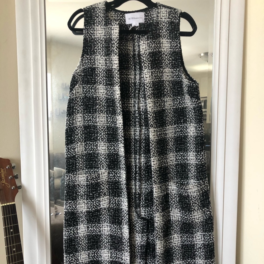 Barely worn longline BCBG patterned vest
